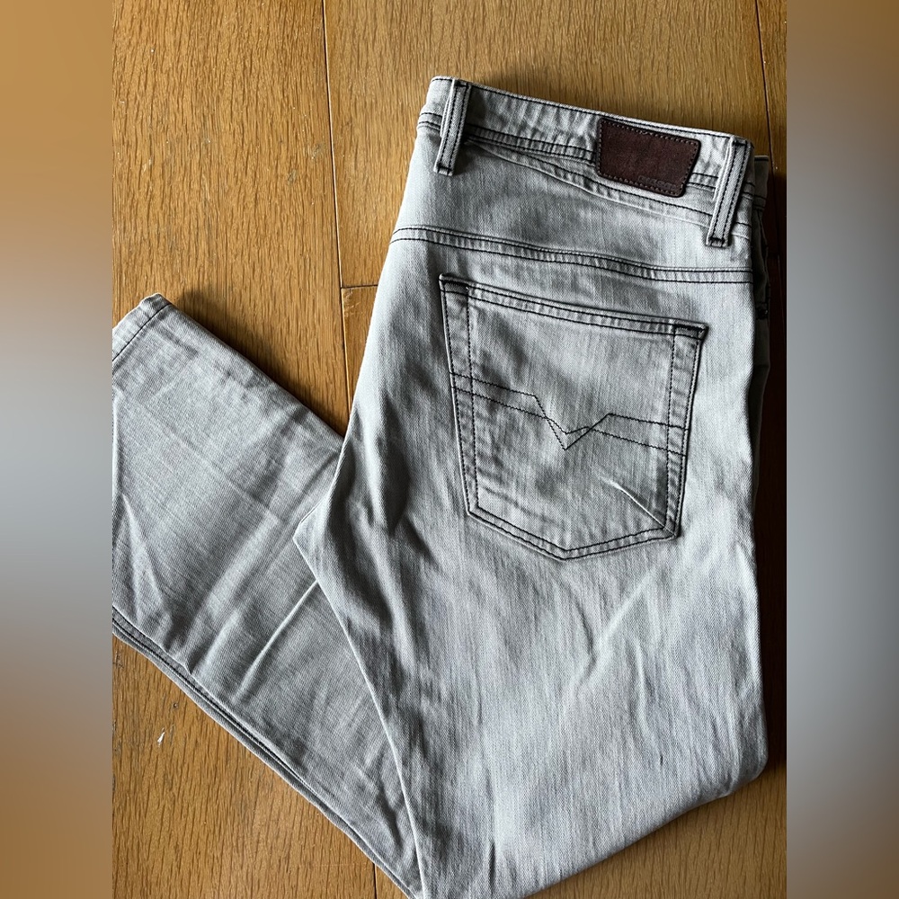 Diesel Men's Slim Jeans in Light Gray